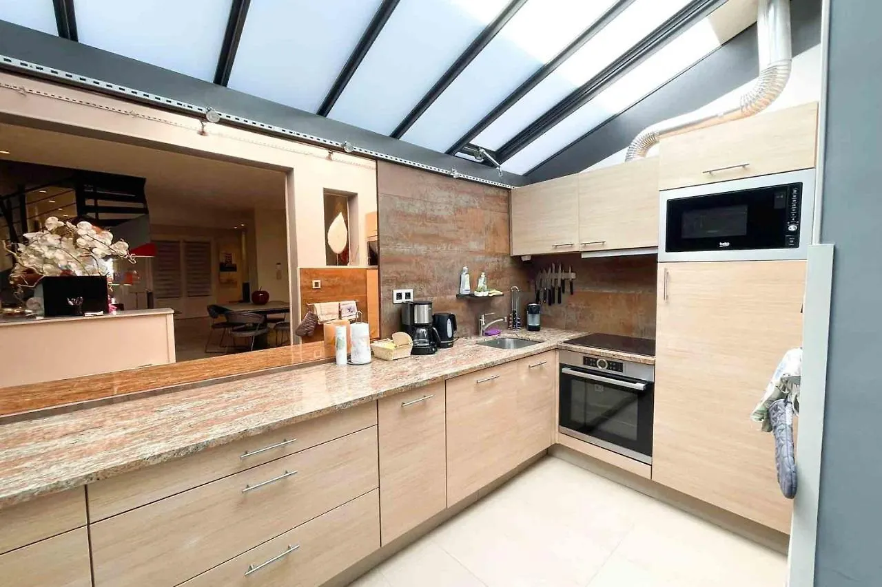 Σπίτι διακοπών Charming Townhouse With Garden In The City Of Love Παρίσι Γαλλία