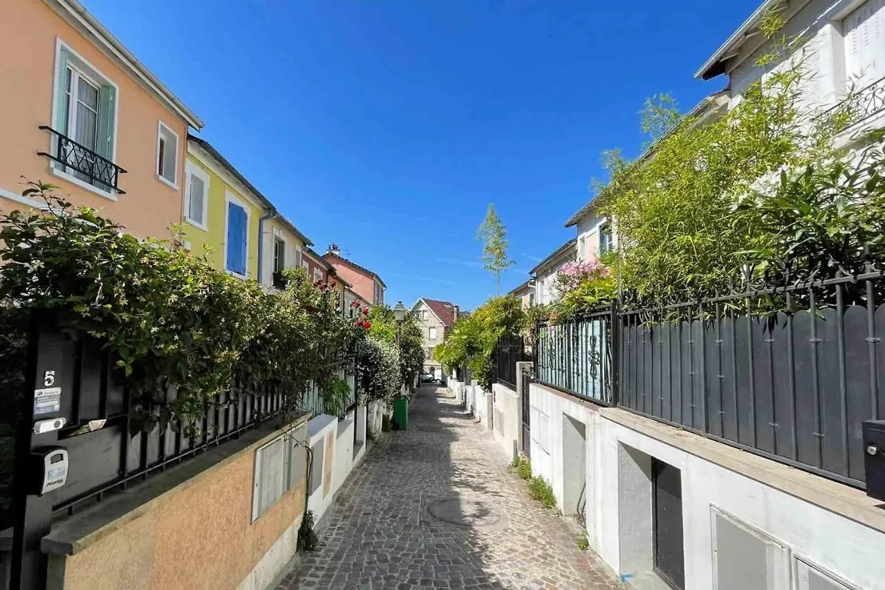 Charming Townhouse With Garden In The City Of Love Παρίσι